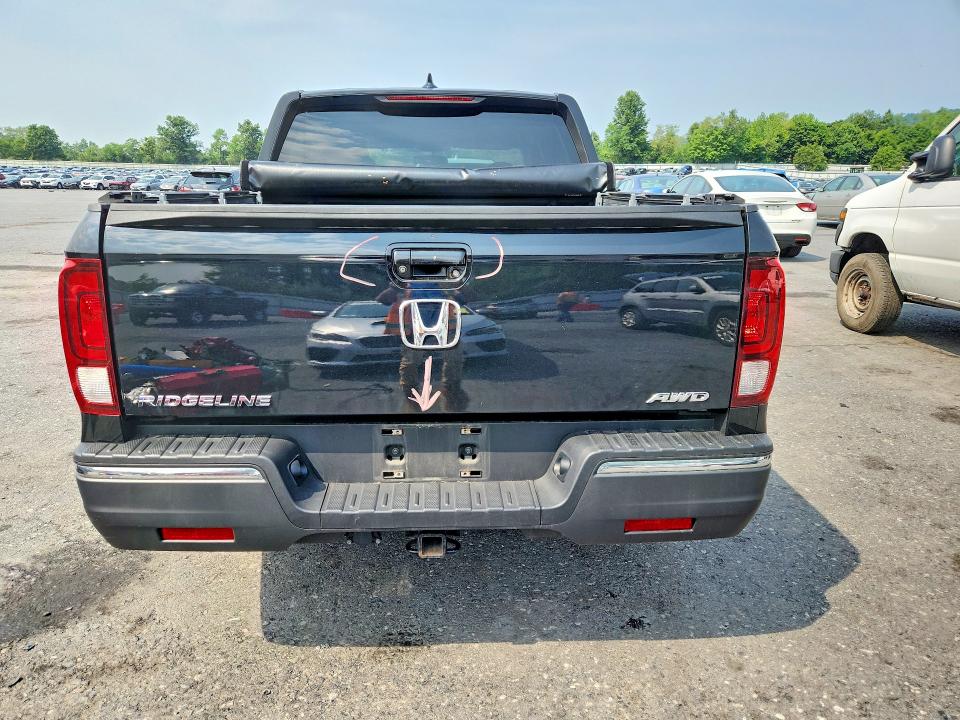 2017 Honda Ridgeline მანქანა იყიდება აუქციონზე, vin: 5FPYK3F1XHB012790, აუქციონის ნომერი: 64204566