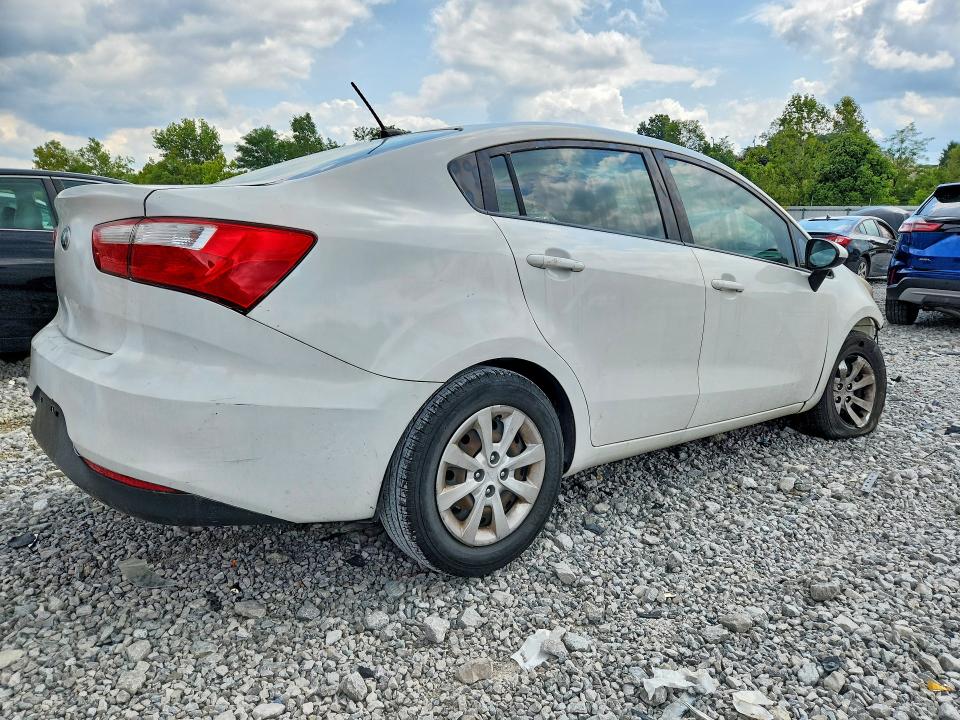 Продажа на аукционе авто 2017 Kia Rio, vin: KNADM4A38H6106496, номер лота: 64061766