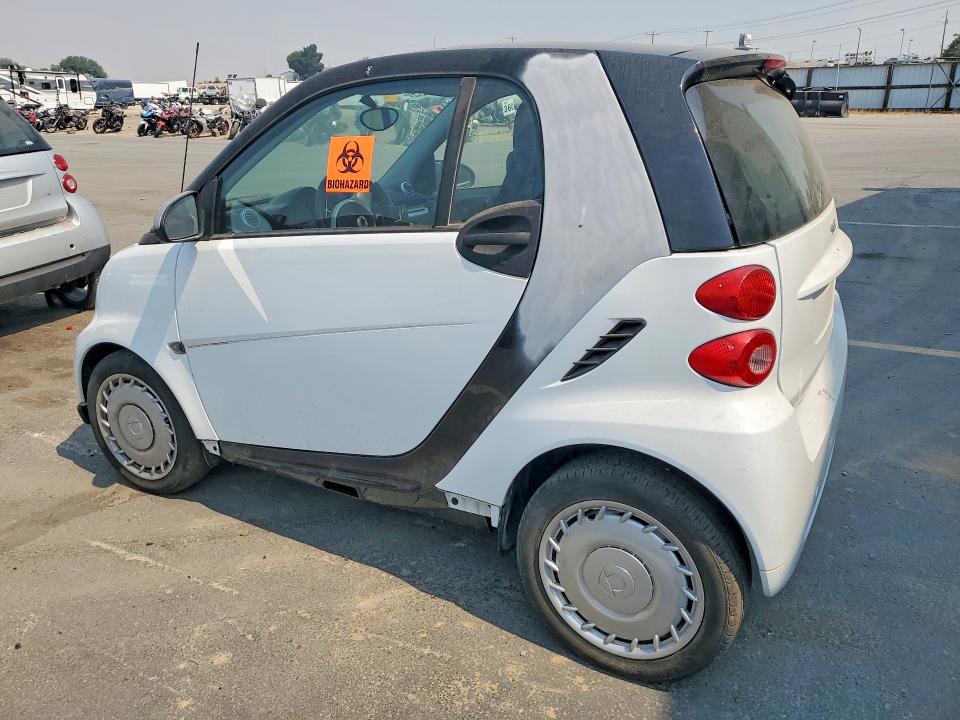 Продаж на аукціоні авто 2015 Smart Fortwo, vin: WMEEJ3BA4FK806822, номер лоту: 64790216