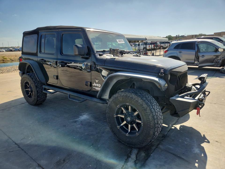 Продаж на аукціоні авто 2018 Jeep Wrangler Unlimited, vin: 1C4HJXDG3JW155351, номер лоту: 64401816