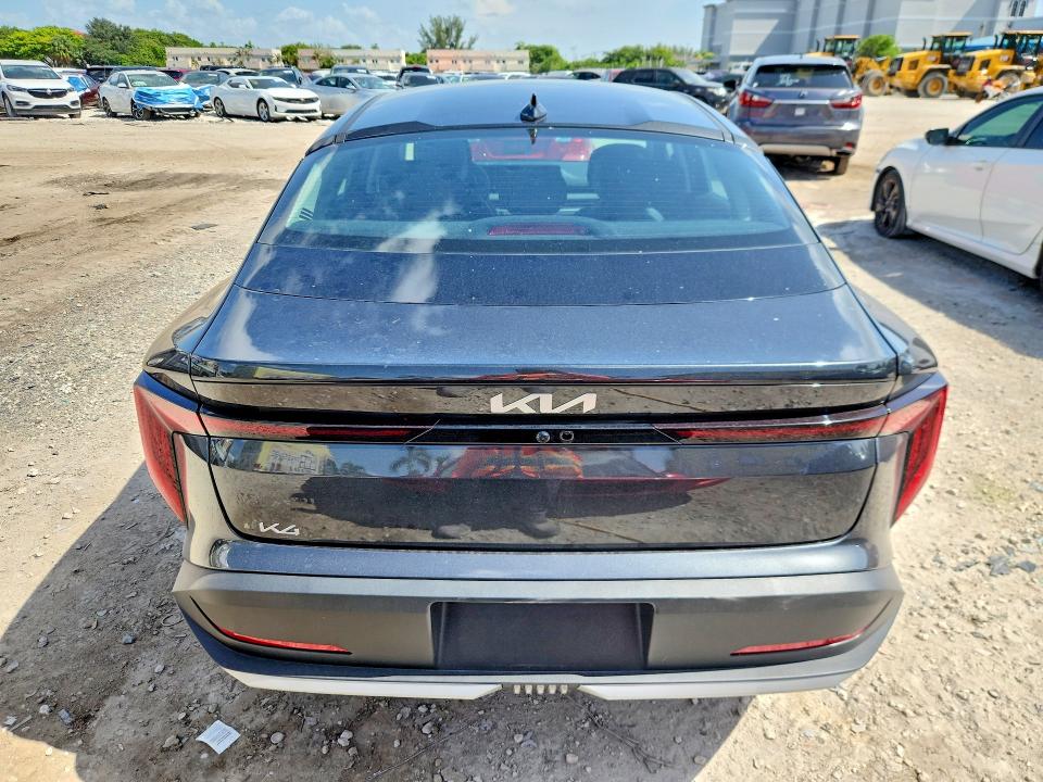 64908286 :رقم المزاد ، 3KPFT4DE2TE321905 vin ، 2026 Kia K4 مزاد بيع
