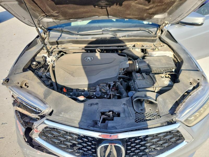 65657496 :رقم المزاد ، 19UUB2F50JA009370 vin ، 2018 Acura Tlx مزاد بيع