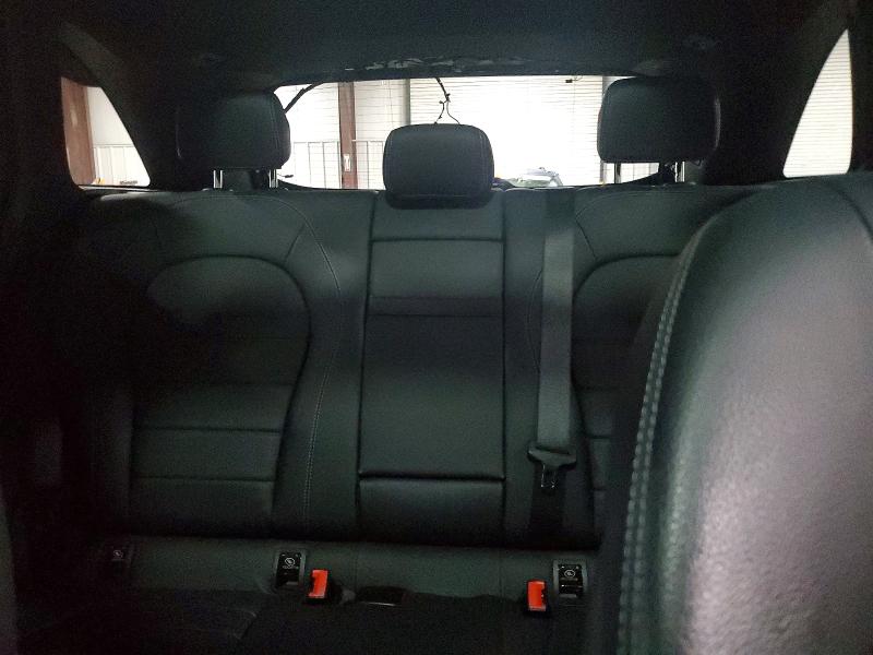 64985726 :رقم المزاد ، WDC0G4KB5JV106847 vin ، 2018 Mercedes-benz Glc مزاد بيع