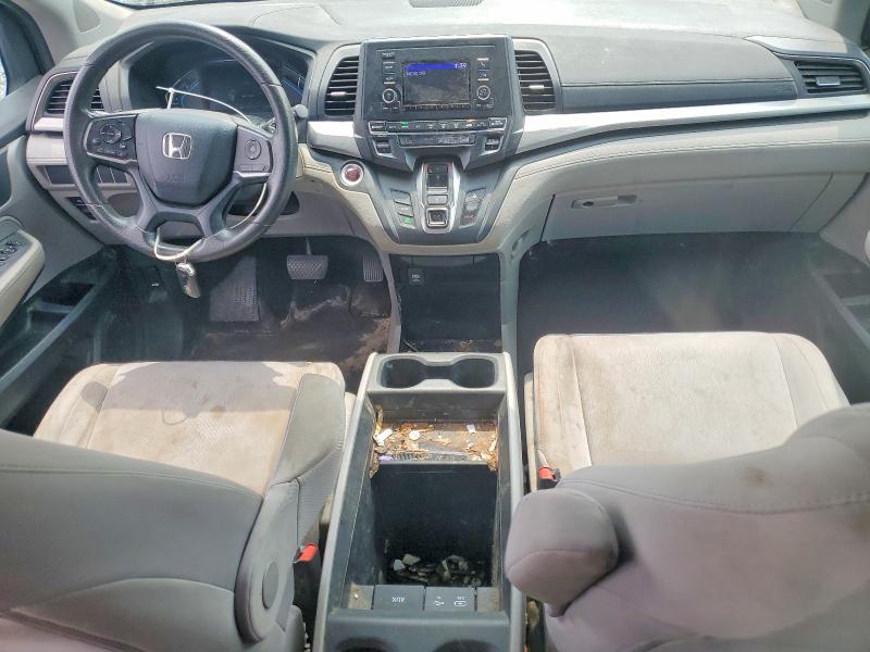 64729266 :رقم المزاد ، 5FNRL6H20JB027404 vin ، 2018 Honda Odyssey مزاد بيع