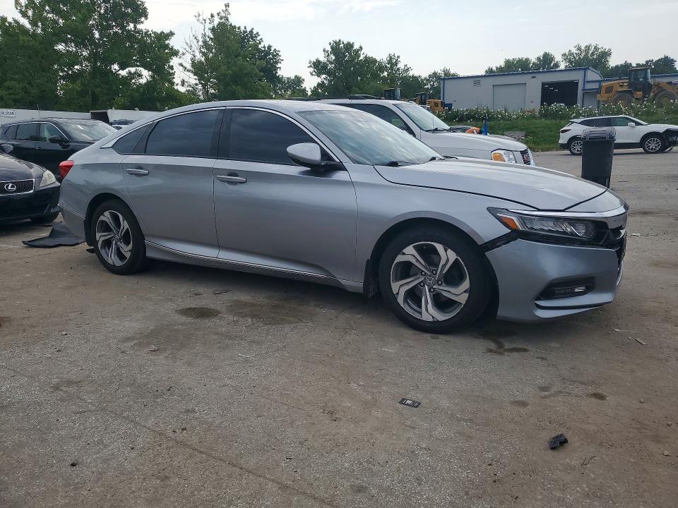 63229086 :رقم المزاد ، 1HGCV1F56JA121233 vin ، 2018 Honda Accord مزاد بيع