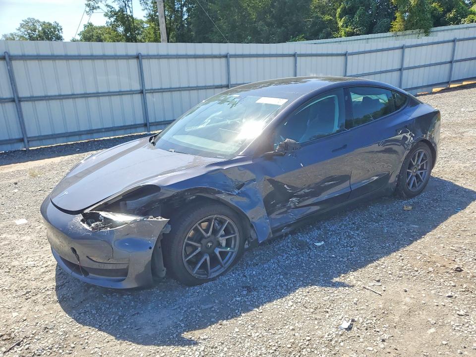 65690826 :رقم المزاد ، 5YJ3E1EA5MF016935 vin ، 2021 Tesla Model 3 مزاد بيع