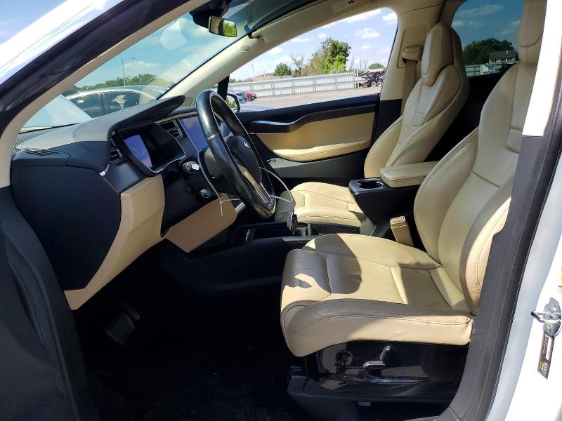 65985766 :رقم المزاد ، 5YJXCBE21GF016554 vin ، 2016 Tesla Model X مزاد بيع