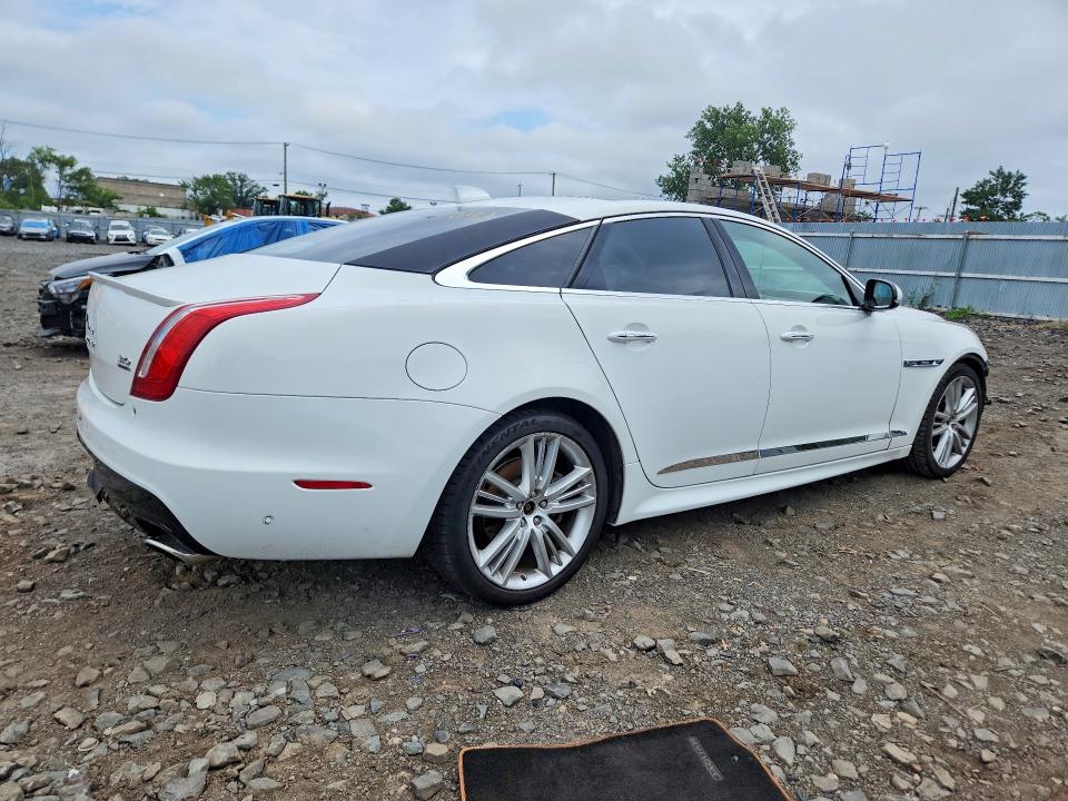 63494166 :رقم المزاد ، SAJWJ1CD9J8W14092 vin ، 2018 Jaguar Xj مزاد بيع