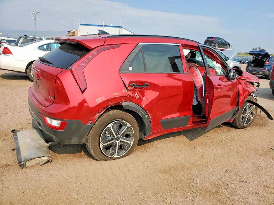 2024 Kia Niro მანქანა იყიდება აუქციონზე, vin: KNDCP3LE5R5127635, აუქციონის ნომერი: 63737666