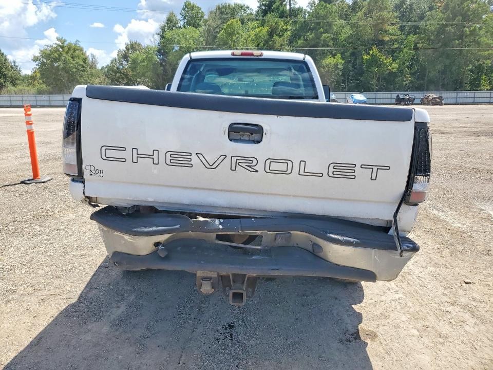 65092126 :رقم المزاد ، 1GCHC29U05E129605 vin ، 2005 Chevrolet Silverado مزاد بيع