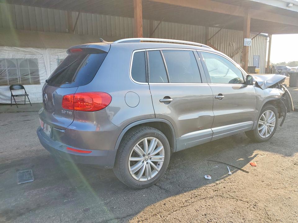 Продажа на аукционе авто 2012 Volkswagen Tiguan, vin: WVGAV7AX8CW003087, номер лота: 63476086