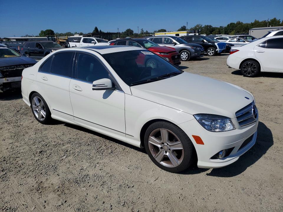 2010 Mercedes-benz C მანქანა იყიდება აუქციონზე, vin: WDDGF5EB4AF434172, აუქციონის ნომერი: 63920256