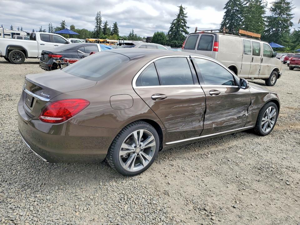 2016 Mercedes-benz C მანქანა იყიდება აუქციონზე, vin: 55SWF4KB5GU135077, აუქციონის ნომერი: 64414446