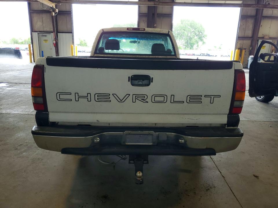 2001 Chevrolet Silverado მანქანა იყიდება აუქციონზე, vin: 1GCEC14V41Z257121, აუქციონის ნომერი: 64098996