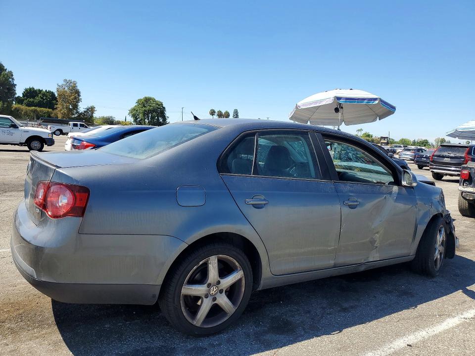 65503666 :رقم المزاد ، 3VWRZ7AJ8AM150060 vin ، 2010 Volkswagen Jetta مزاد بيع