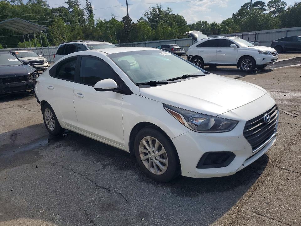 64828356 :رقم المزاد ، 3KPC24A3XJE026699 vin ، 2018 Hyundai Accent مزاد بيع
