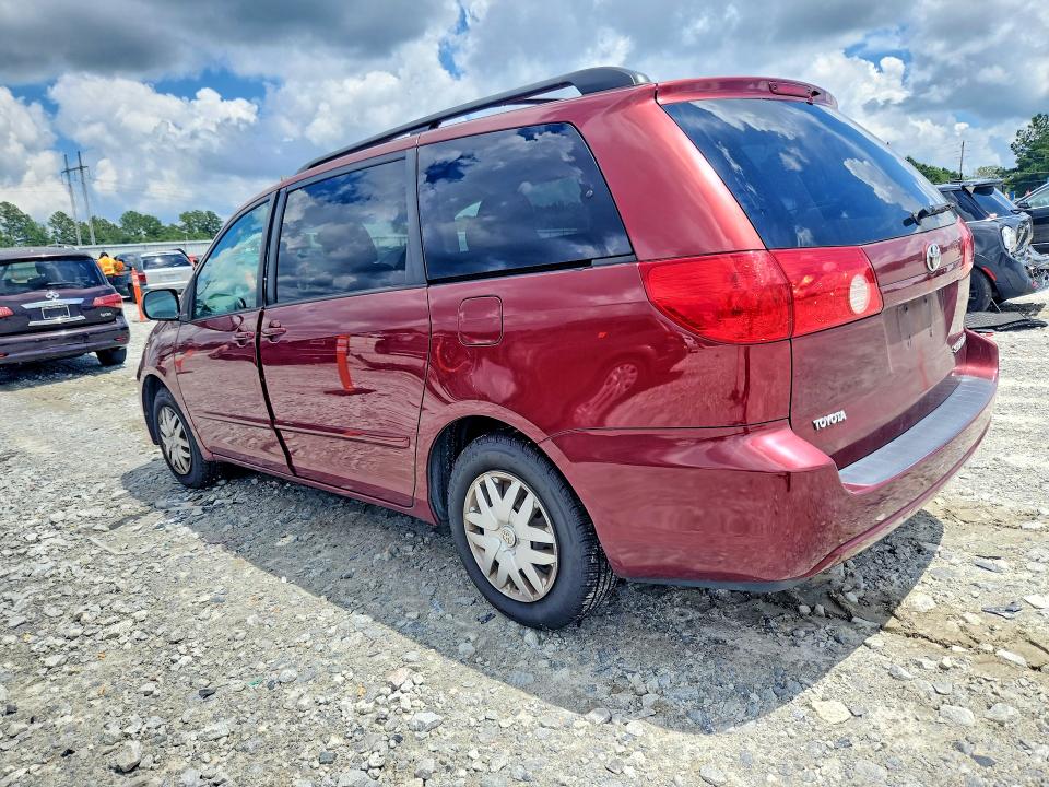 2010 Toyota Sienna მანქანა იყიდება აუქციონზე, vin: 5TDKK4CC3AS341570, აუქციონის ნომერი: 64364726