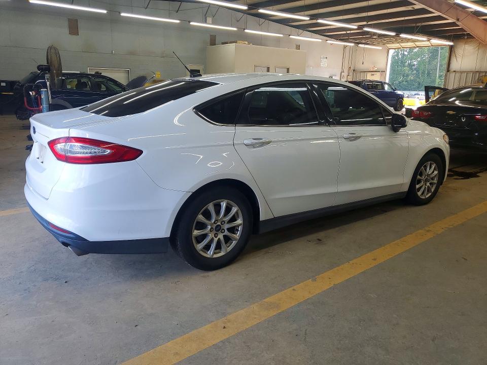 2015 Ford Fusion მანქანა იყიდება აუქციონზე, vin: 3FA6P0G79FR177105, აუქციონის ნომერი: 63574816