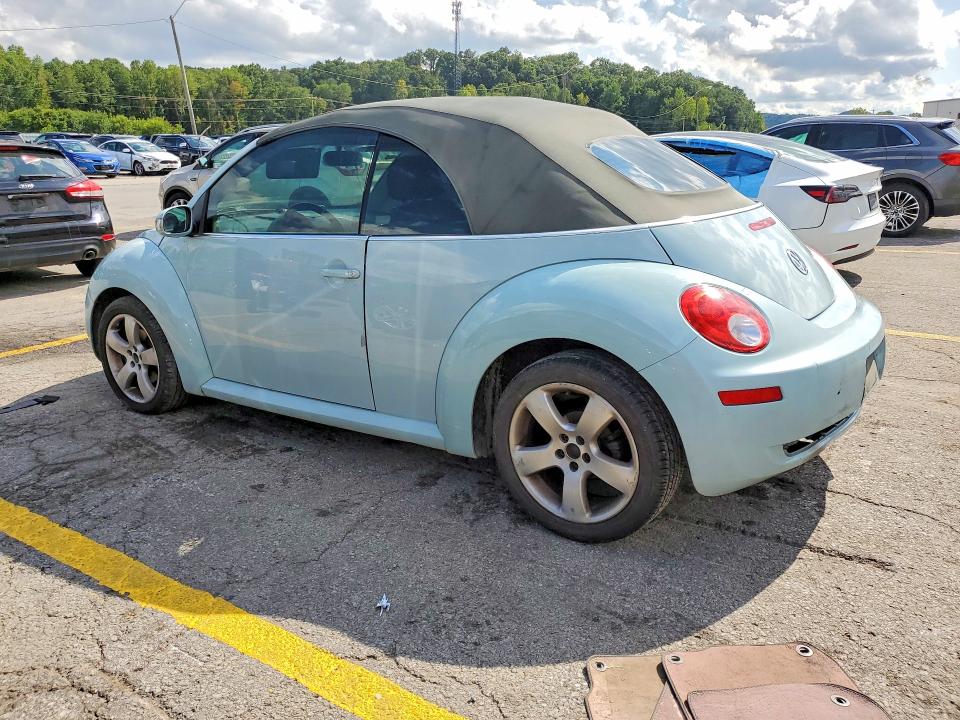 66085096 :رقم المزاد ، 3VWSF31Y26M319447 vin ، 2006 Volkswagen New Beetle مزاد بيع
