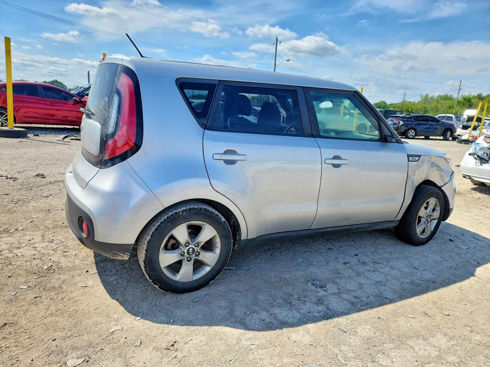 2018 Kia Soul მანქანა იყიდება აუქციონზე, vin: KNDJN2A23J7618021, აუქციონის ნომერი: 65651966