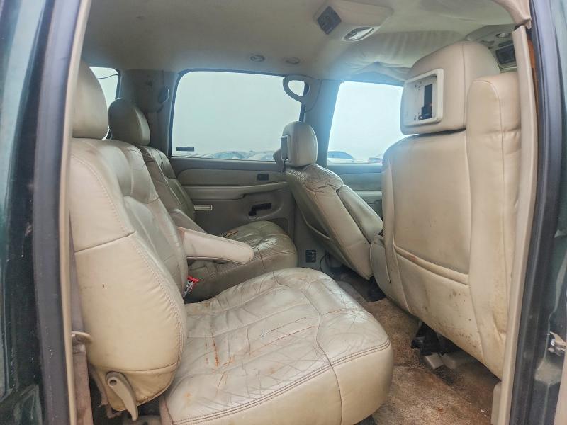 62882756 :رقم المزاد ، 3GNEC16Z02G202111 vin ، 2002 Chevrolet Suburban مزاد بيع