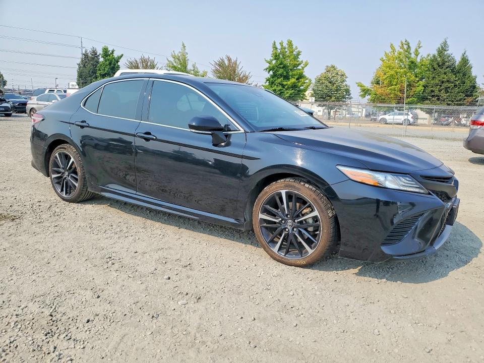 2019 Toyota Camry მანქანა იყიდება აუქციონზე, vin: 4T1B61HK2KU293796, აუქციონის ნომერი: 63622936