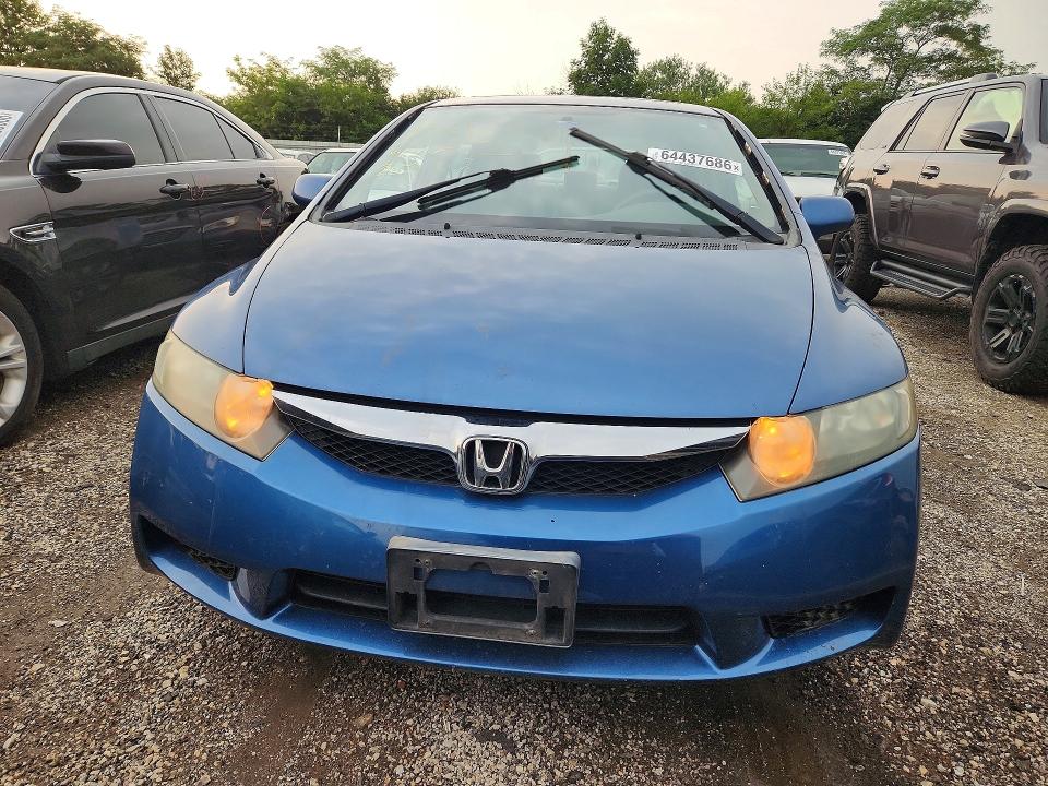 64437686 :رقم المزاد ، 19XFA16889E018082 vin ، 2009 Honda Civic مزاد بيع