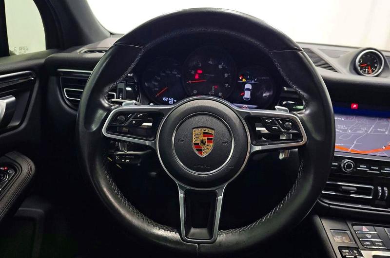65218006 :رقم المزاد ، WP1AA2A57MLB08979 vin ، 2021 Porsche Macan مزاد بيع