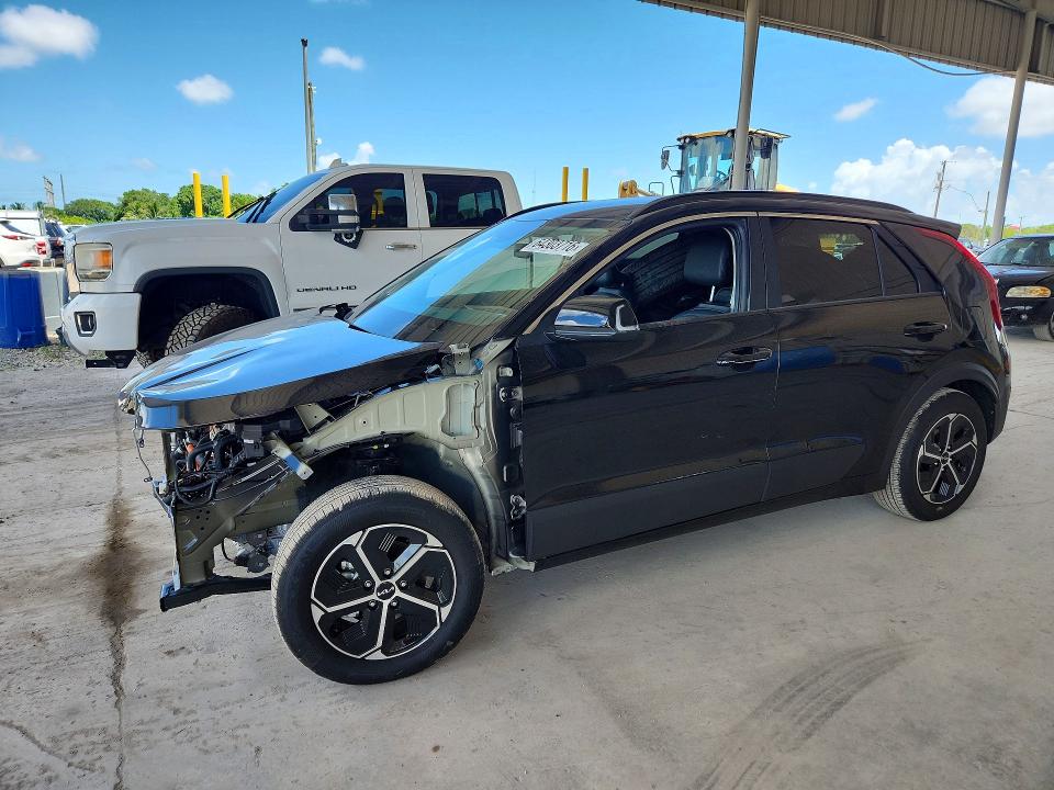 Продаж на аукціоні авто 2025 Kia Niro, vin: KNDCR3LE2S5292770, номер лоту: 64303716