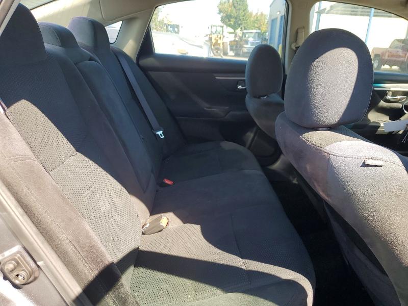 2015 Nissan Altima მანქანა იყიდება აუქციონზე, vin: 1N4AL3AP8FN301903, აუქციონის ნომერი: 63679696