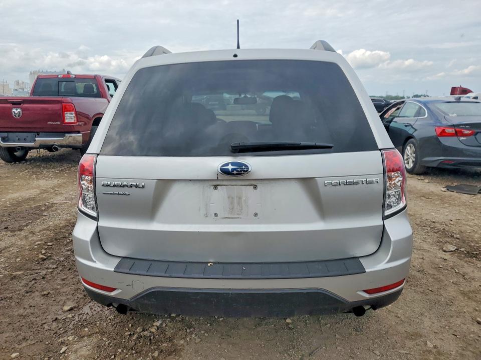 2011 Subaru Forester მანქანა იყიდება აუქციონზე, vin: JF2SHBDC7BH726414, აუქციონის ნომერი: 65540946