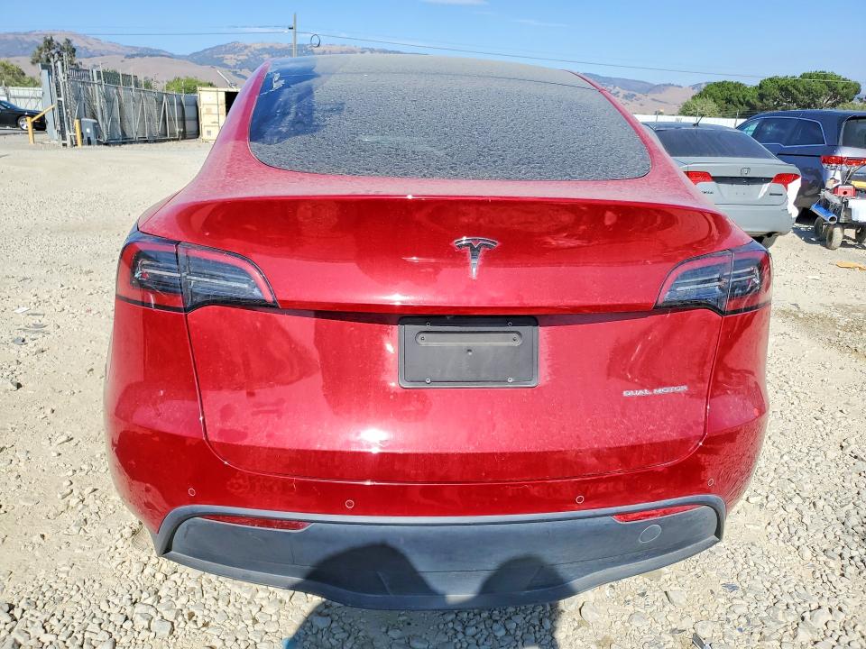 64497396 :رقم المزاد ، 7SAYGAEE3NF546408 vin ، 2022 Tesla Model Y مزاد بيع