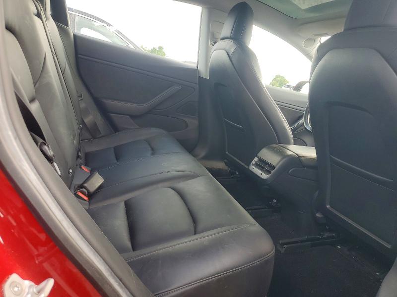 66190436 :رقم المزاد ، 5YJ3E1EAXJF027571 vin ، 2018 Tesla Model 3 مزاد بيع