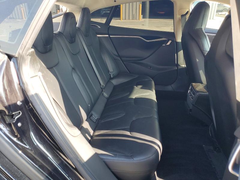 67288736 :رقم المزاد ، 5YJSA1E14GF174940 vin ، 2016 Tesla Model S مزاد بيع
