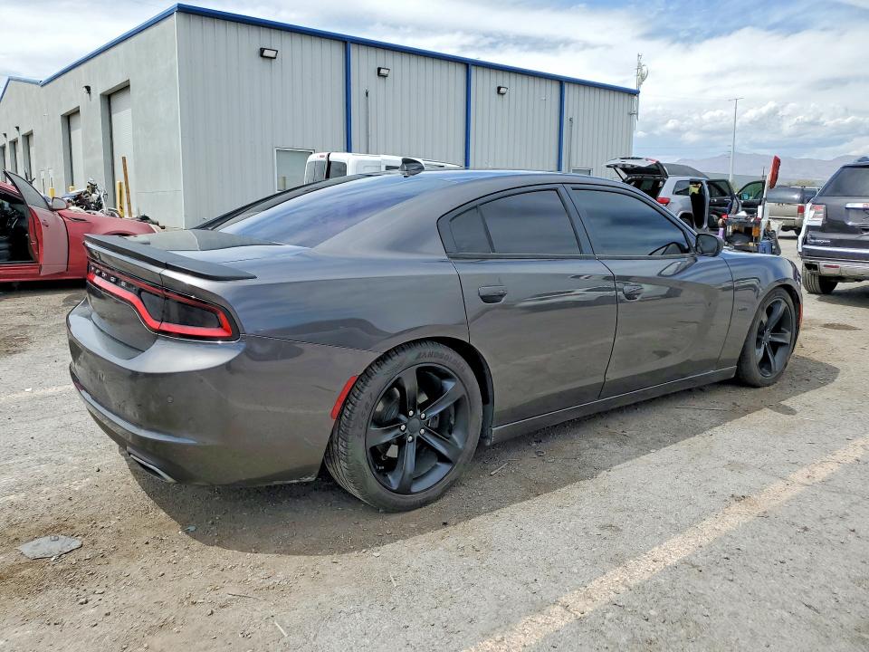 66147806 :رقم المزاد ، 2C3CDXCT1JH205912 vin ، 2018 Dodge Charger مزاد بيع