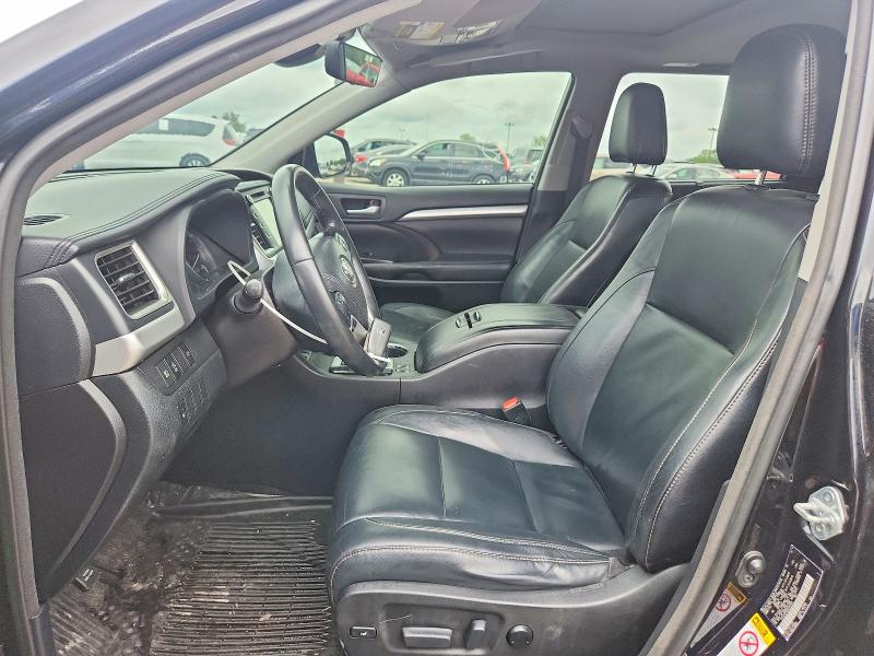 2017 Toyota Highlander მანქანა იყიდება აუქციონზე, vin: 5TDJZRFH9HS449570, აუქციონის ნომერი: 64890346