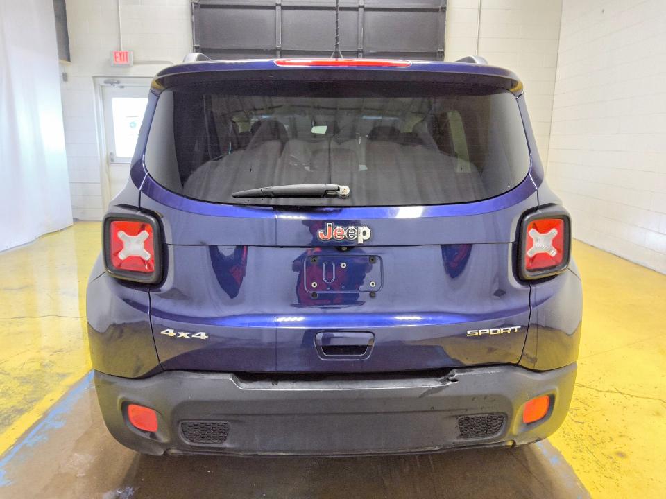 2018 Jeep Renegade მანქანა იყიდება აუქციონზე, vin: ZACCJBAB9JPJ48243, აუქციონის ნომერი: 66470096