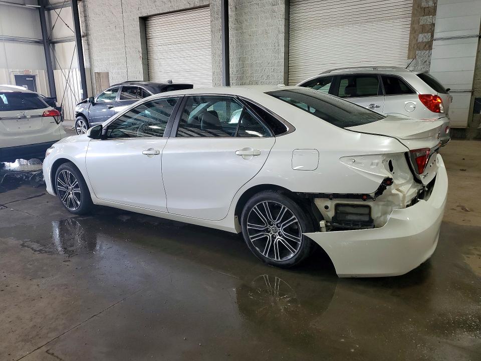 Aukcja sprzedaży 2016 Toyota Camry, vin: 4T1BF1FK4GU181222, numer aukcji: 64073356