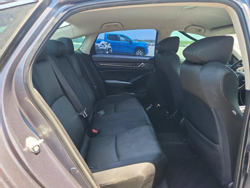 64205756 :رقم المزاد ، 1HGCV1F10NA030865 vin ، 2022 Honda Accord مزاد بيع