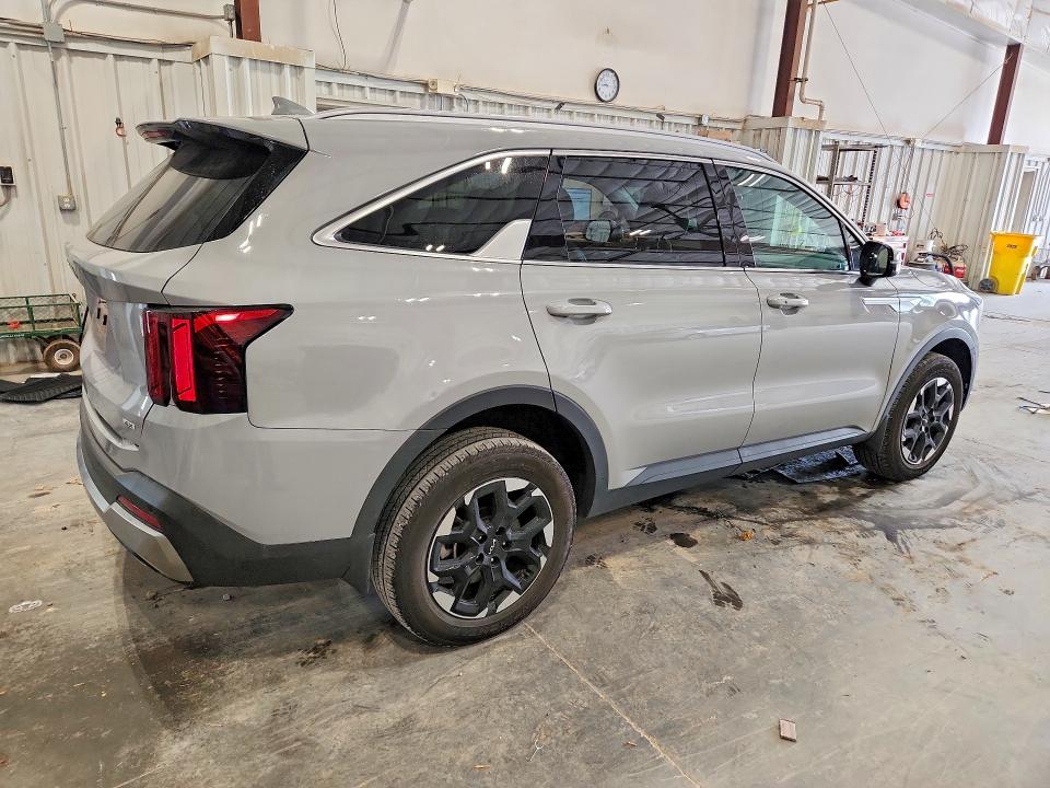 Продажа на аукционе авто 2025 Kia Sorento, vin: 5XYRLDJC3SG331425, номер лота: 64891646