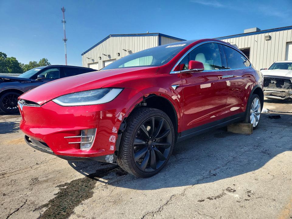 Продаж на аукціоні авто 2019 Tesla Model X, vin: 5YJXCAE26KF150527, номер лоту: 66134436
