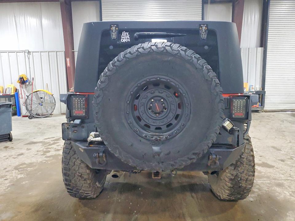 Auction sale of the 2009 Jeep Wrangler Unlimited, vin: 1J4GA691X9L761649, lot number: 65798976