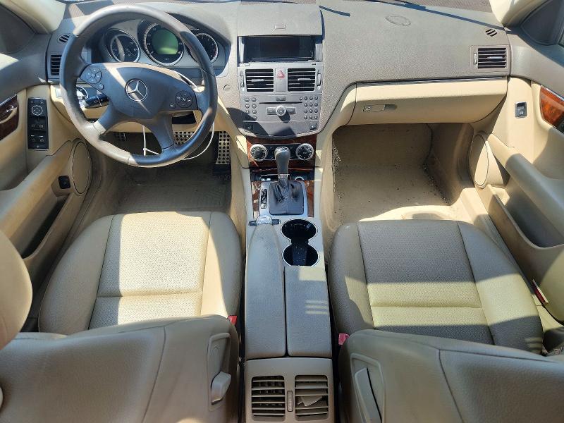 2011 Mercedes-benz C მანქანა იყიდება აუქციონზე, vin: WDDGF8BB1BR155476, აუქციონის ნომერი: 63646536