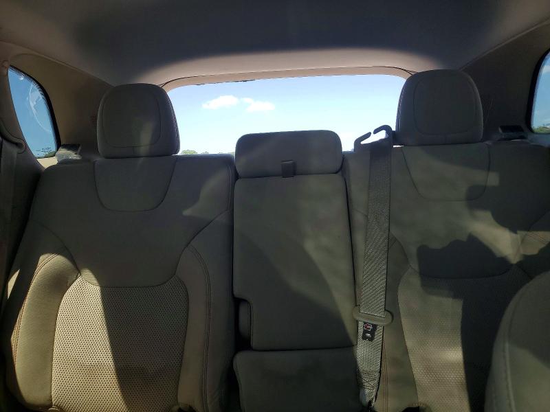 64959996 :رقم المزاد ، 1C4PJLCB0LD611105 vin ، 2020 Jeep Cherokee مزاد بيع