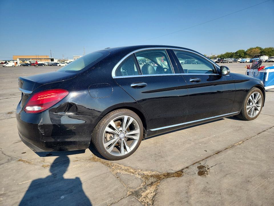 Продажа на аукционе авто 2016 Mercedes-benz C, vin: 55SWF4JBXGU155942, номер лота: 67120946