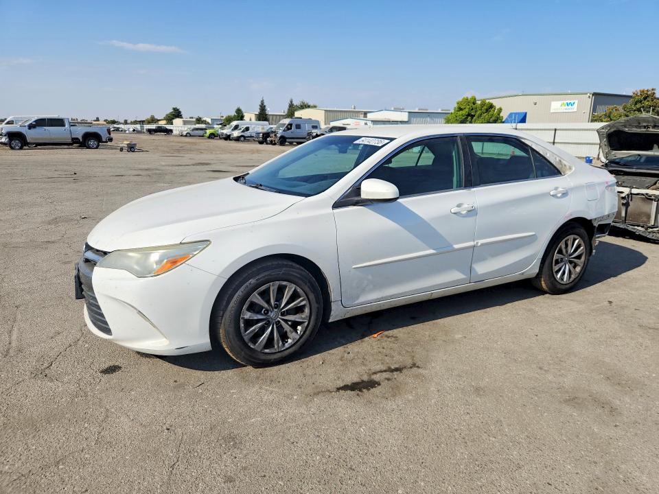 Продаж на аукціоні авто 2016 Toyota Camry, vin: 4T4BF1FK3GR553025, номер лоту: 64142736