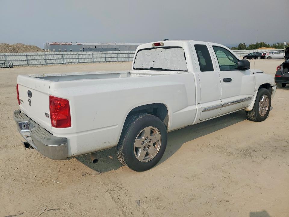 67223486 :رقم المزاد ، 1D7HE52N25S256412 vin ، 2005 Dodge Dakota مزاد بيع