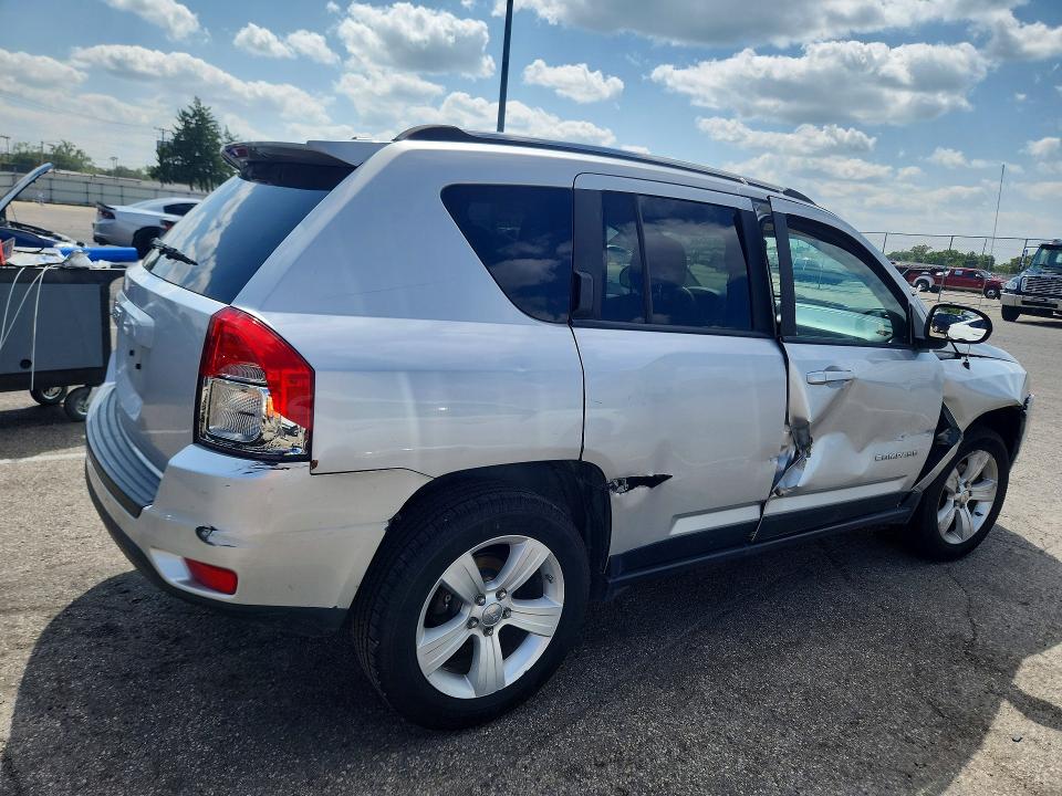 2012 Jeep Compass მანქანა იყიდება აუქციონზე, vin: 1C4NJDBB5CD562644, აუქციონის ნომერი: 65673146