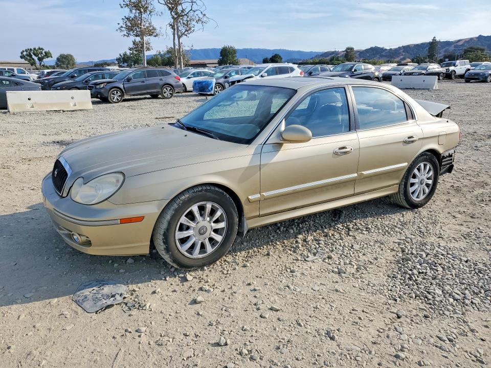 66505856 :رقم المزاد ، KMHWF35H62A702132 vin ، 2002 Hyundai Sonata مزاد بيع