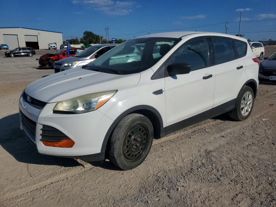 66987196 :رقم المزاد ، 1FMCU0F77GUB97222 vin ، 2016 Ford Escape مزاد بيع